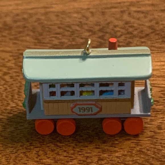 Hallmark Other - Vintage Hallmark Keepsake Mini Passenger Car Ornament